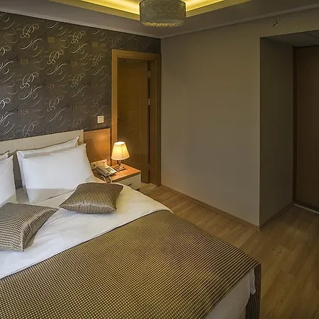 Park Square 特拉布宗