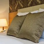 Park Square 3* 트라존