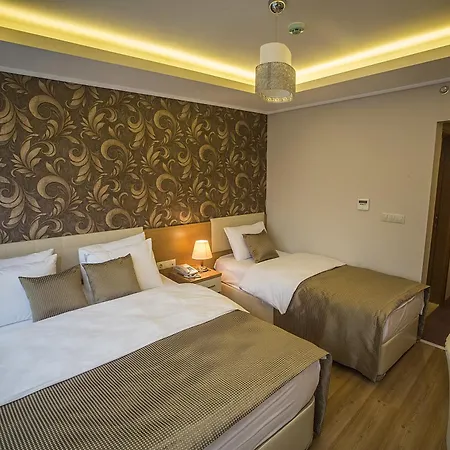 Park Square Hotel 3*