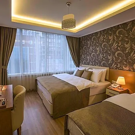 Park Square 3*