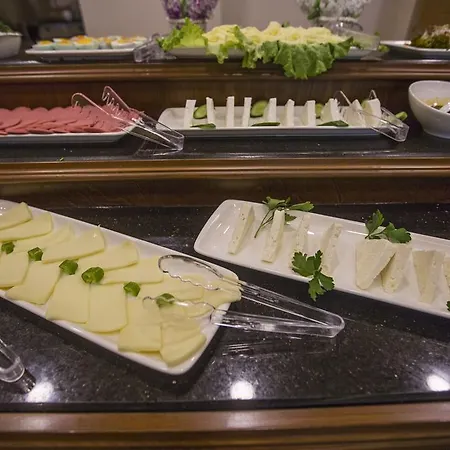 מלון Park Square טראבזון