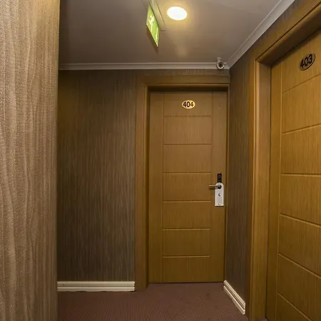 Park Square Hotel 3*