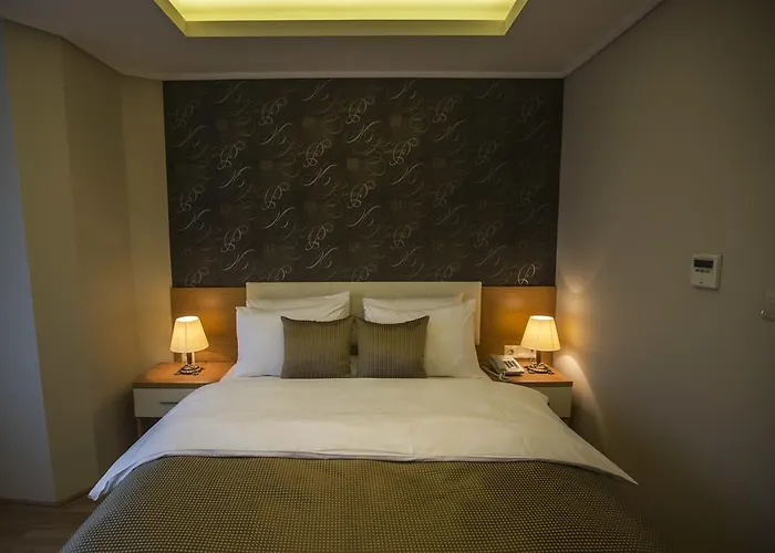 Park Square Hotel 3*